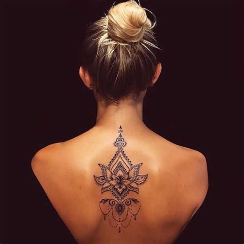 tatuajes de mujeres en la espalda|Las mejores 120 ideas de Tatuajes en la Espalda